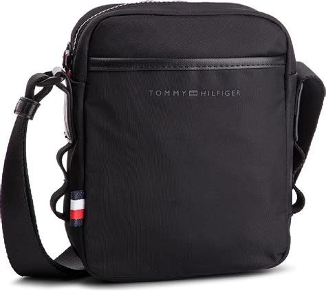 tommy hilfiger men's shoulder bags